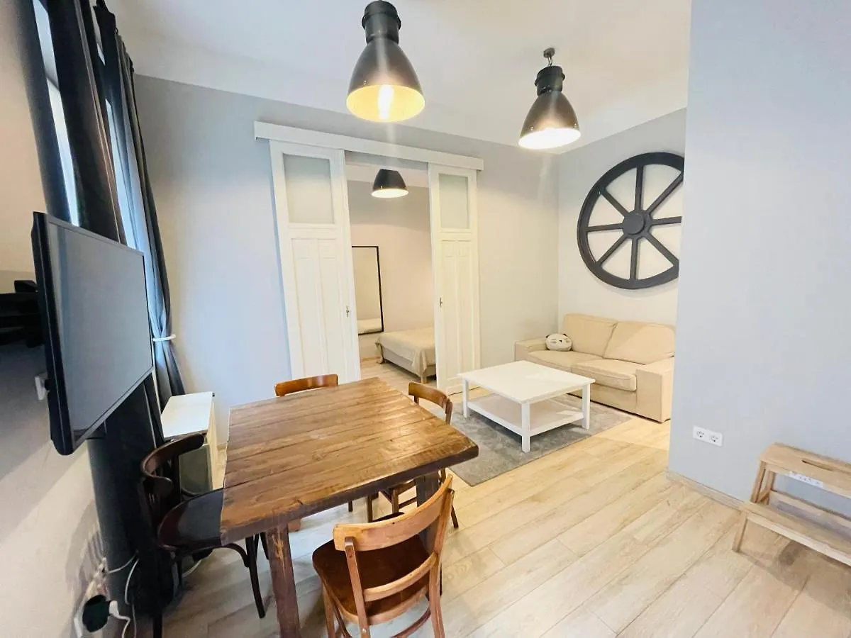 Akacfa Apartment location